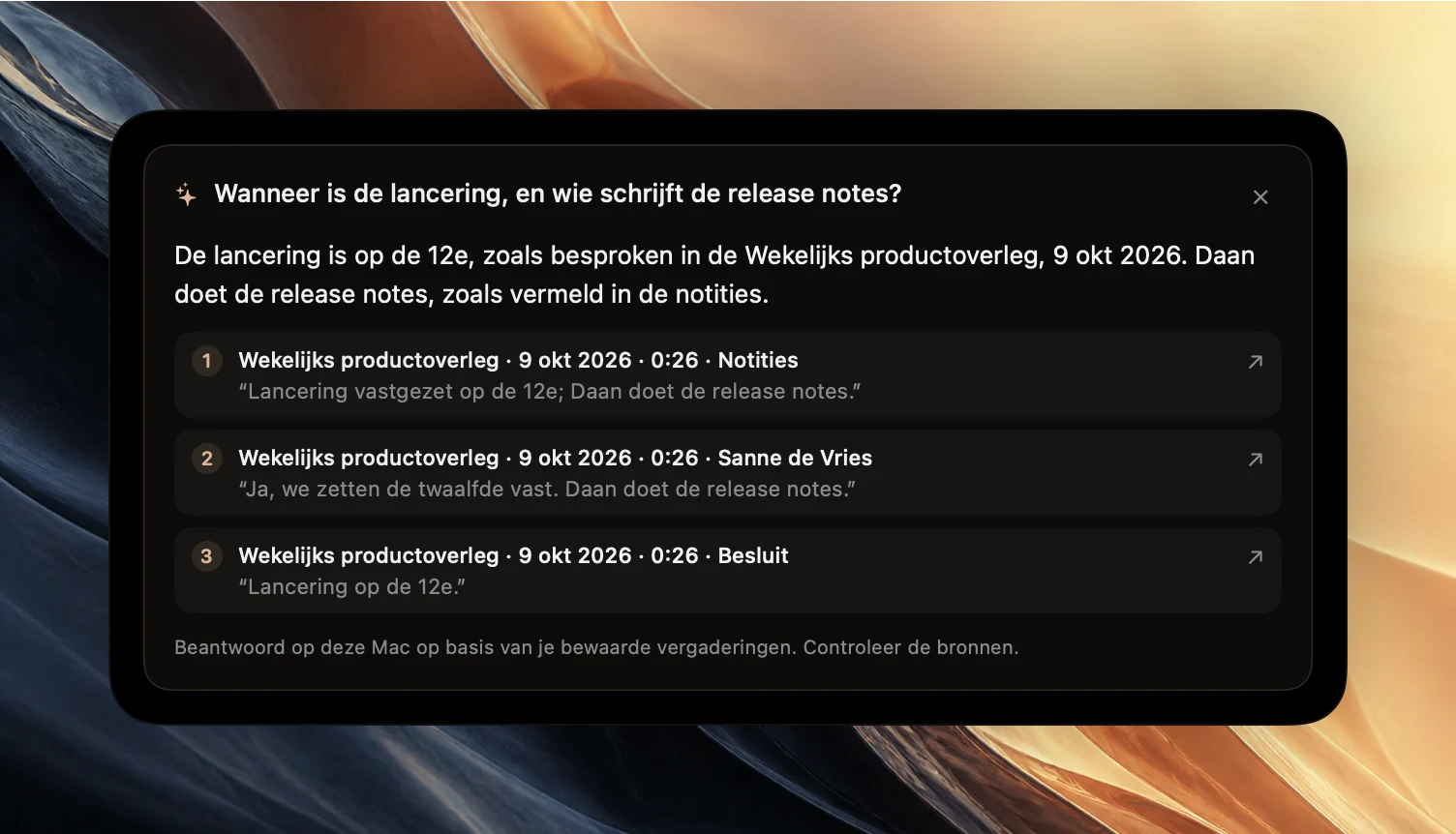 Een antwoordkaart in Poffle bij de vraag Wanneer is de lancering, en wie schrijft de releasenotes? Het antwoord luidt: De lancering is op de 12e, en Ben is eigenaar van de releasenotes, met drie genummerde bronnen uit het wekelijkse productoverleg van 8 okt. 2026: een notitie, een passage uit het transcript van Ana Ruiz en een actiepunt voor Ben Ito.